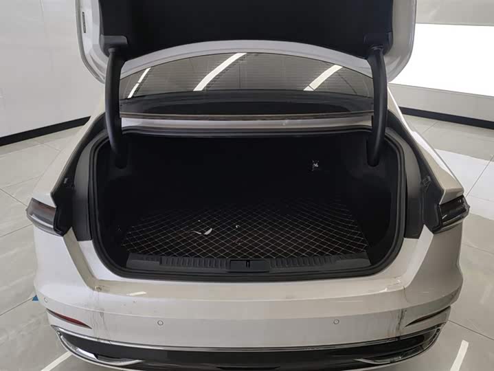 Фото 4 - Lincoln Z (Zephyr)