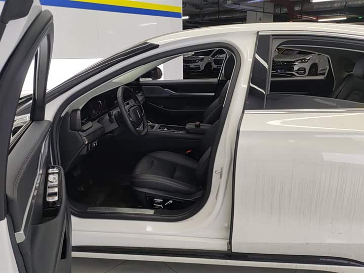 Фото 9 - Lincoln Z (Zephyr)