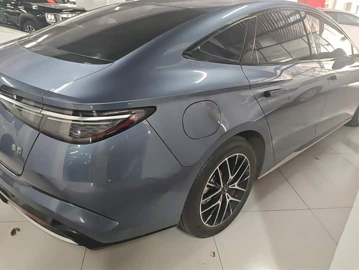 Фото 3 - BYD Seal