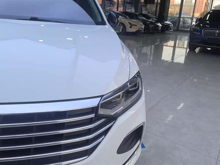 Фото 5 - Volkswagen Lavida