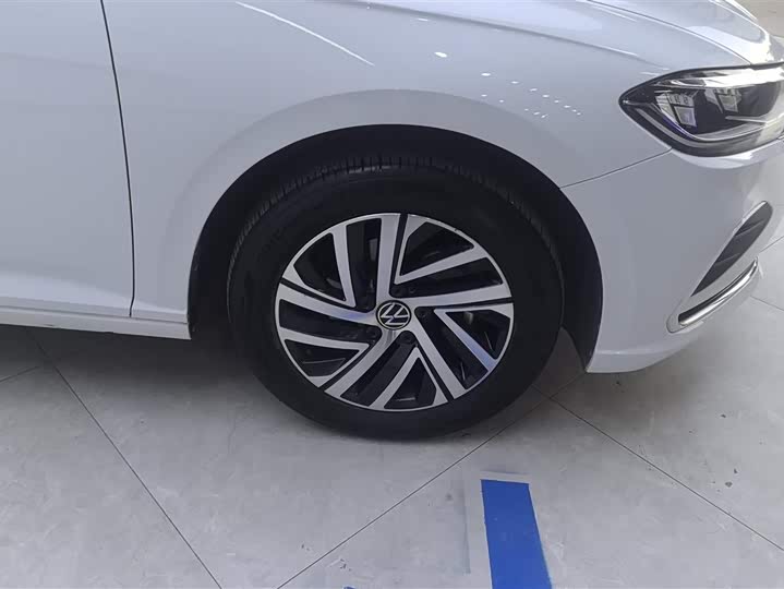 Фото 6 - Volkswagen Lavida