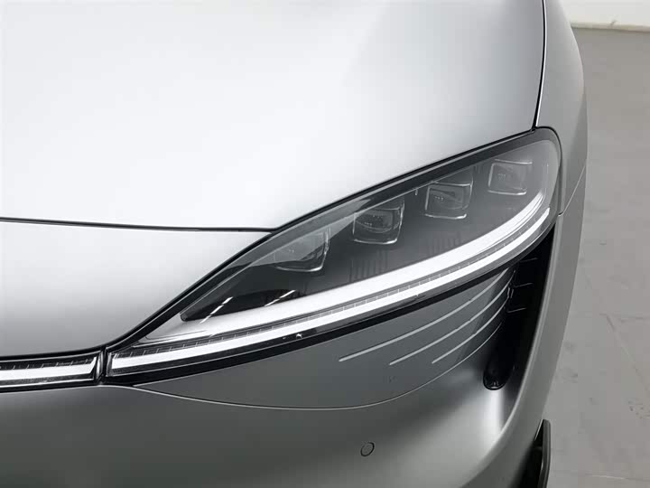 Фото 7 - Luxeed S7