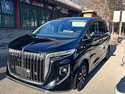Фото 1 - Hongqi HQ9