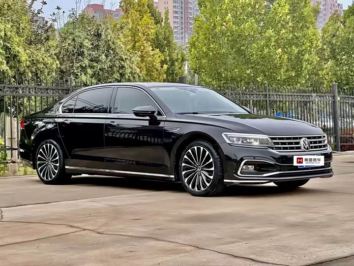Фото 3 - Volkswagen Phideon