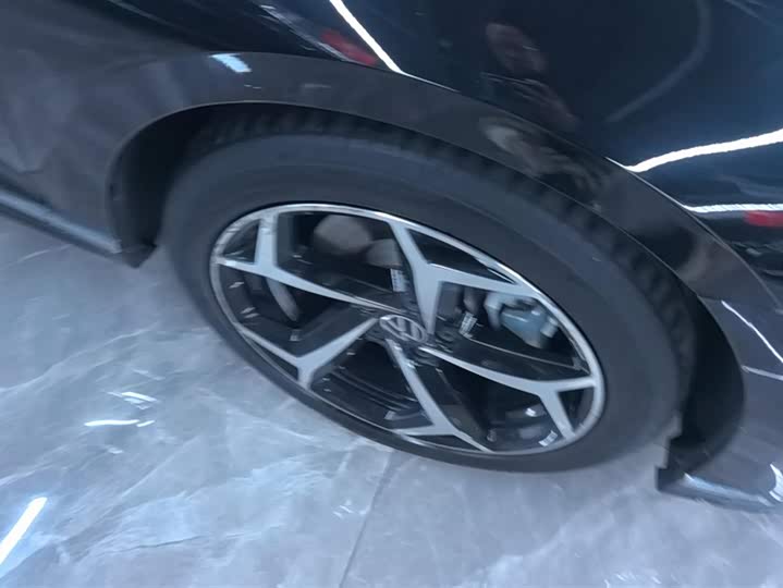 Фото 6 - Volkswagen Magotan