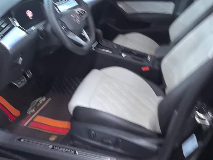 Фото 9 - Volkswagen Magotan