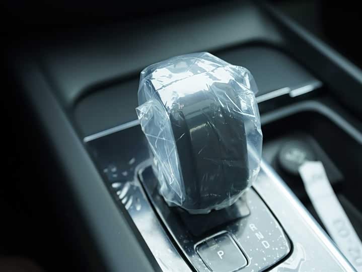 Фото 8 - Volvo S60