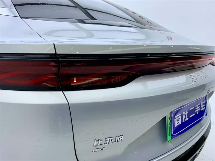 Фото 9 - BYD Han L