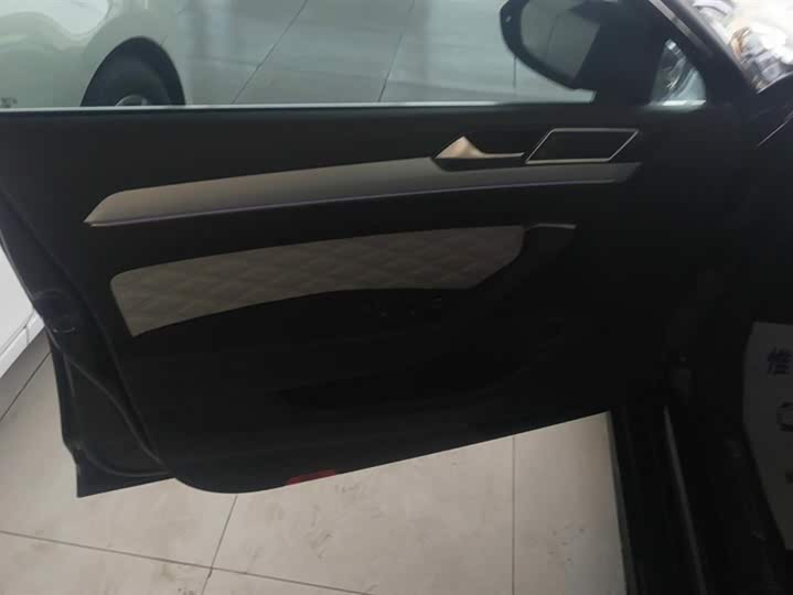 Фото 7 - Volkswagen Magotan