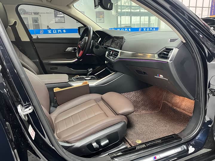 Фото 7 - BMW 3 Series