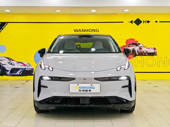 Фото 2 - Zeekr X