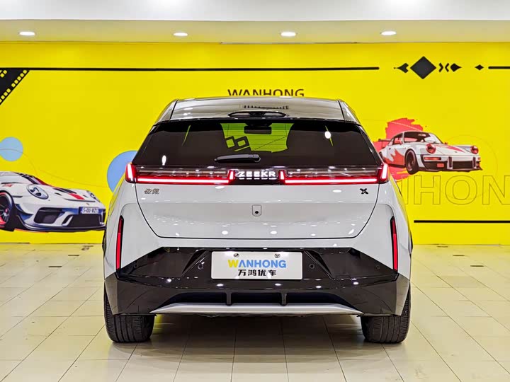 Фото 5 - Zeekr X