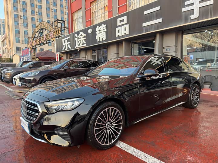 Фото 2 - Mercedes-Benz E-Class