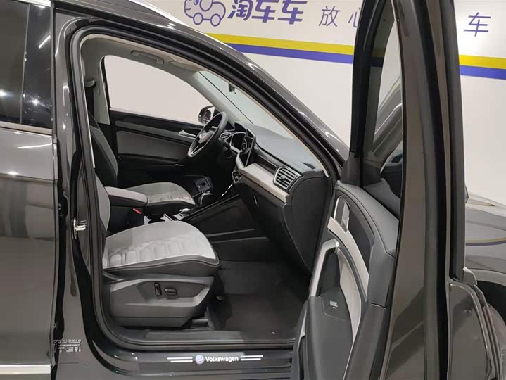 Фото 8 - Volkswagen Tayron