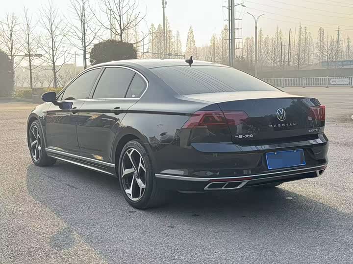 Фото 6 - Volkswagen Magotan