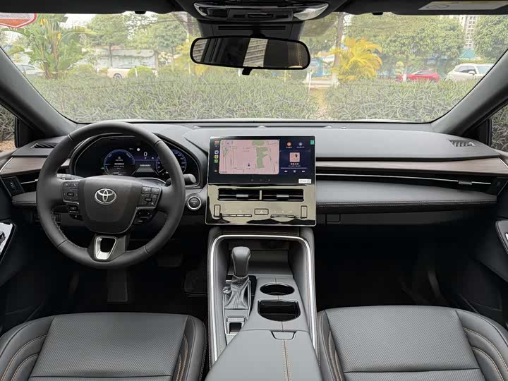 Фото 7 - Toyota Avalon