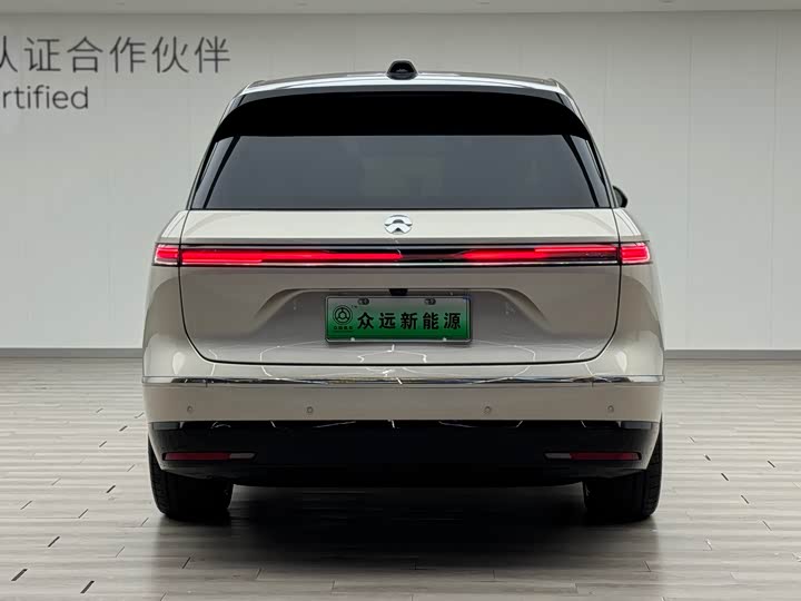 Фото 4 - Nio ES8