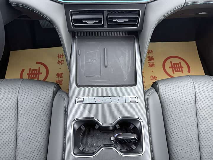 Фото 8 - BYD Song L DM-i Hybrid