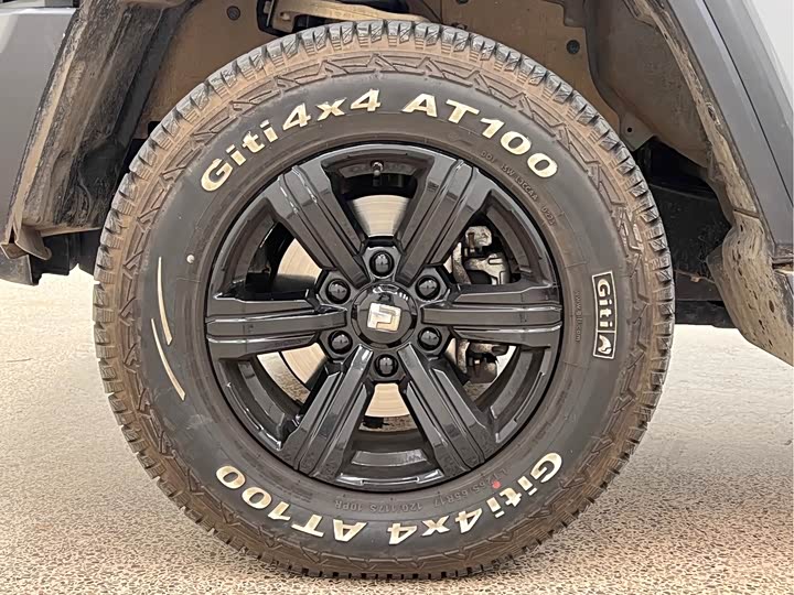 Фото 9 - Tank 300