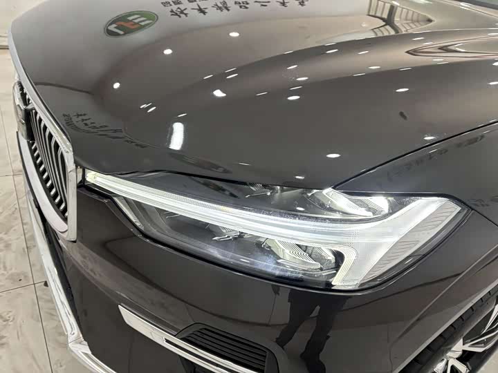 Photo 8 - Volvo XC60