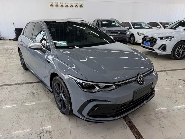 Фото 7 - Volkswagen Golf