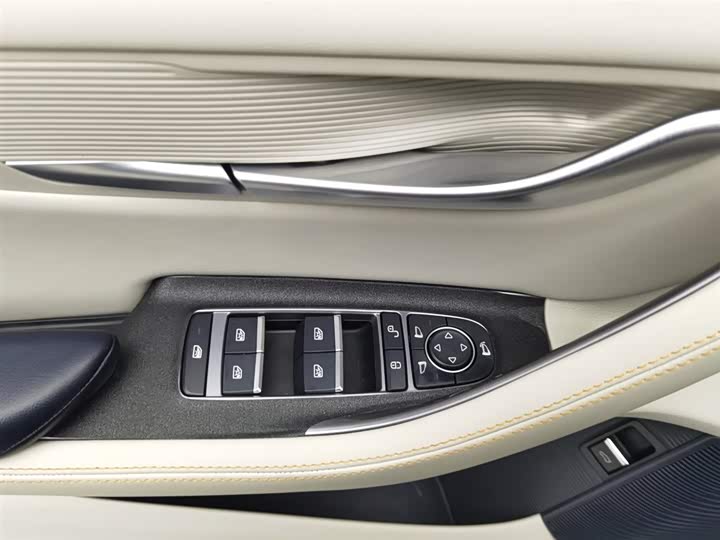 Фото 9 - BYD Song Plus Hybrid/EV