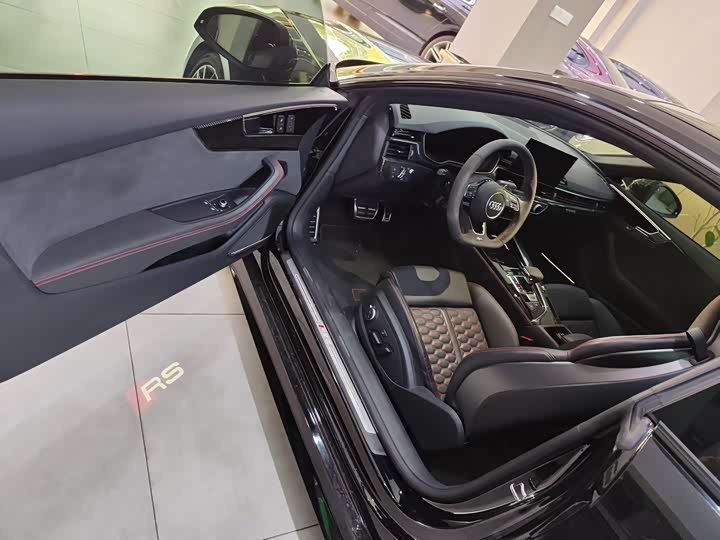 Фото 5 - Audi RS 5