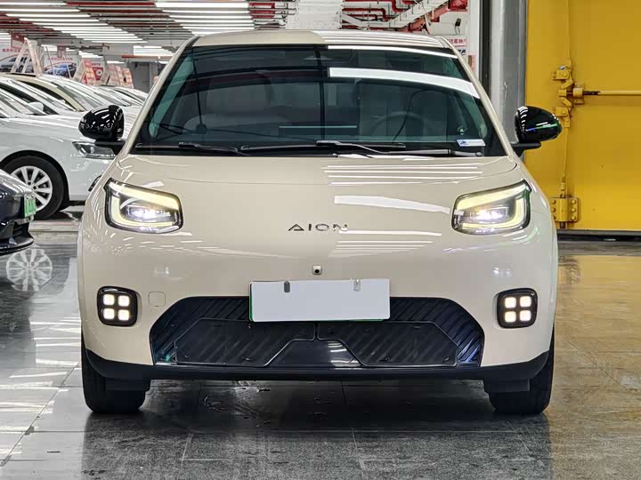 Фото 2 - GAC Aion UT