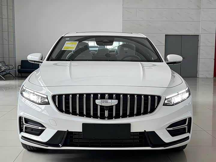 Фото 1 - Geely Preface