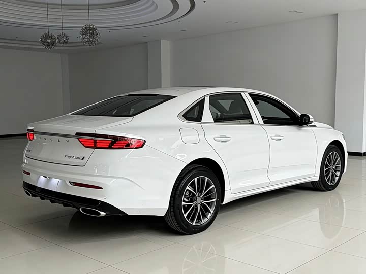 Photo 8 - Geely Preface