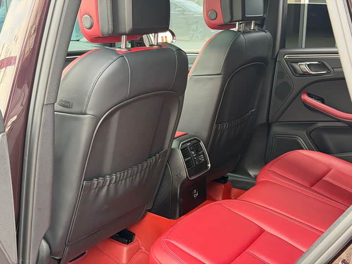 Фото 9 - Porsche Macan