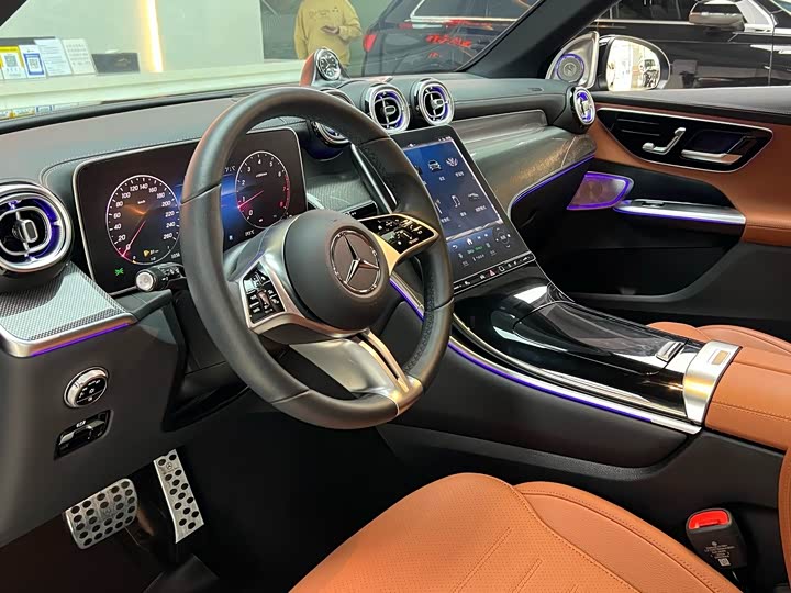 Фото 8 - Mercedes-Benz GLC-Class