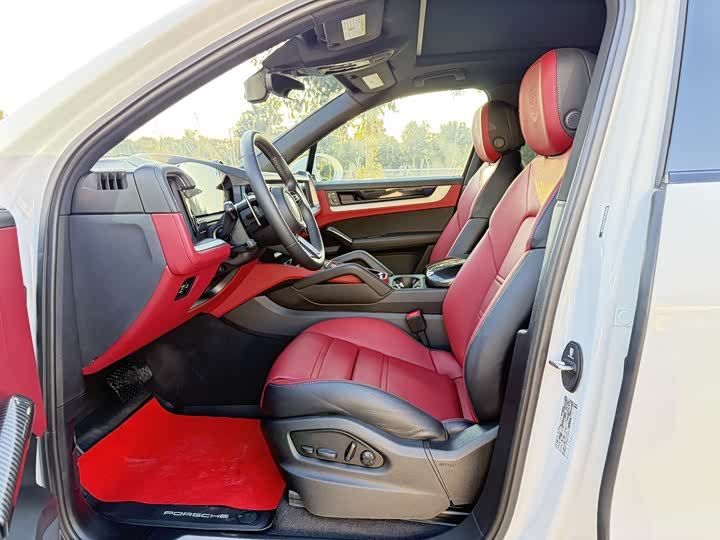 Фото 6 - Porsche Cayenne