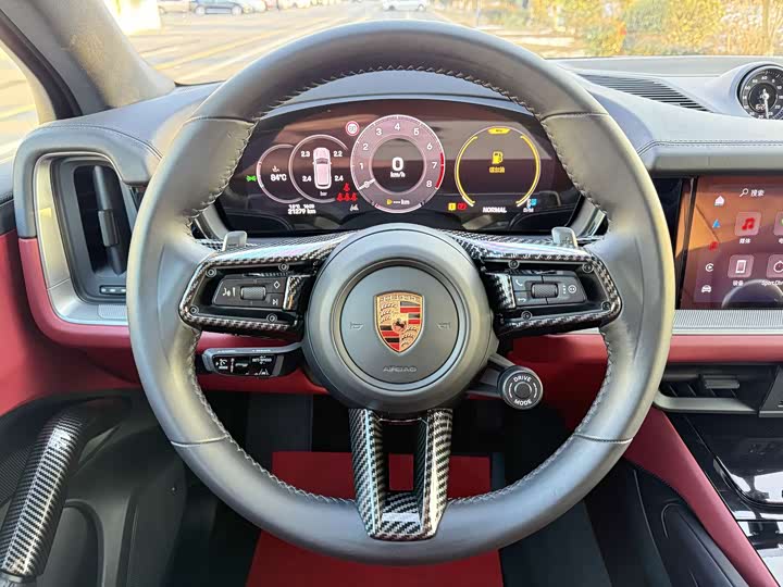 Фото 7 - Porsche Cayenne