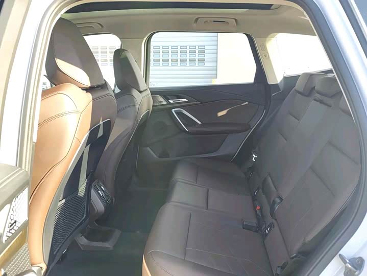 Фото 7 - BMW iX1