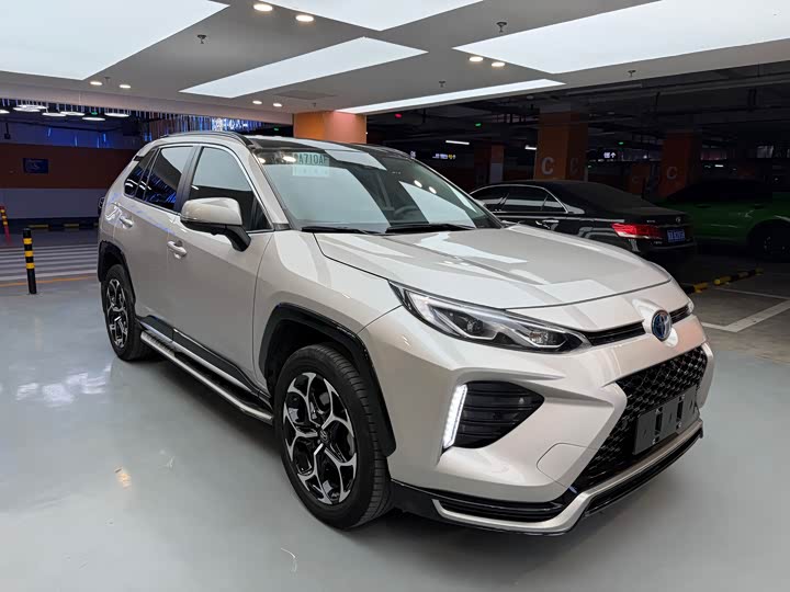 Фото 3 - Toyota Wildlander Hybrid