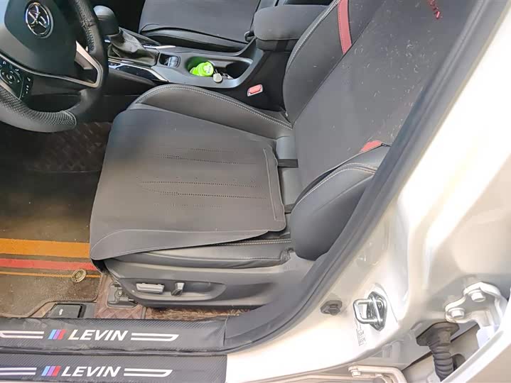 Фото 9 - Toyota Levin