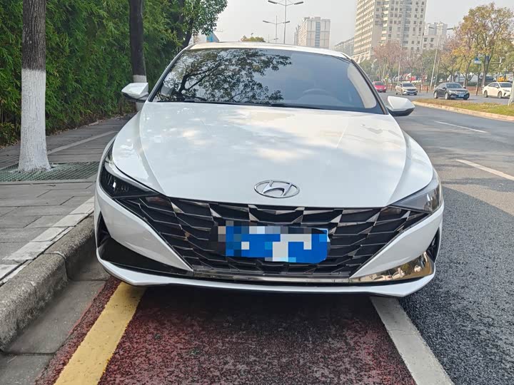 Фото 2 - Hyundai Elantra N line