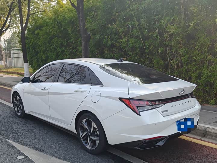 Фото 9 - Hyundai Elantra N line