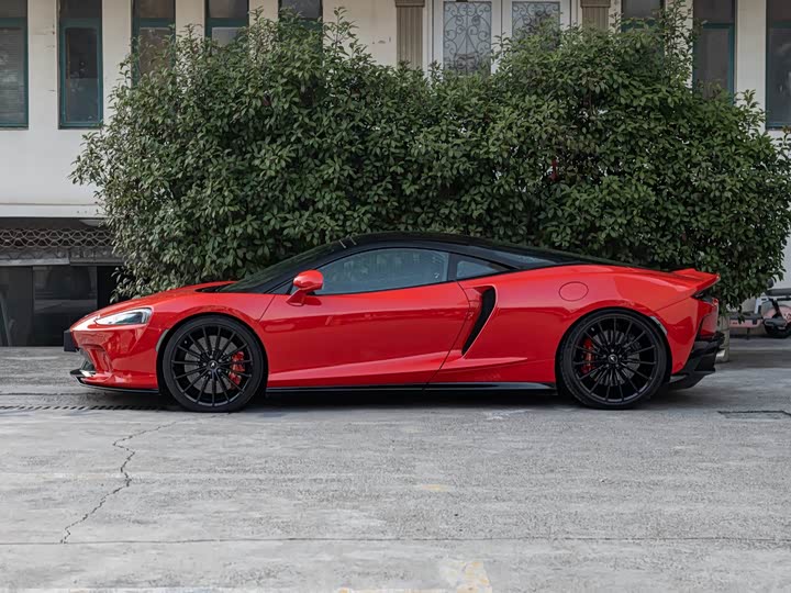 Фото 7 - McLaren GT