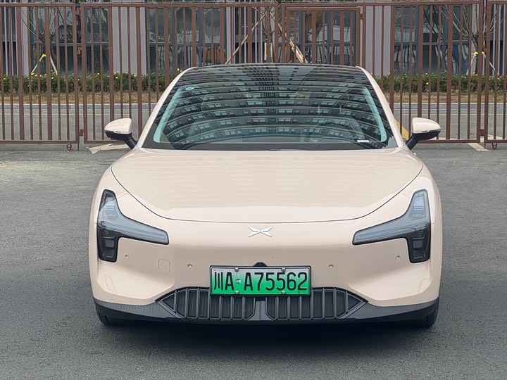 Фото 2 - XPeng Mona M03