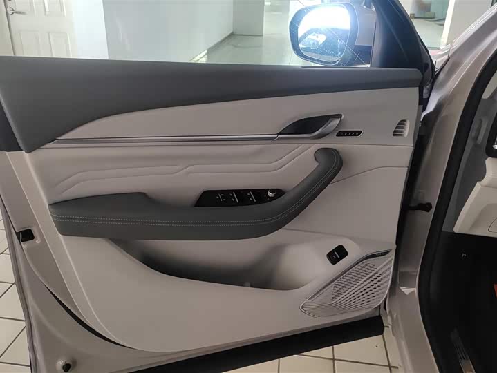 Фото 7 - Geely Monjaro Thor Hybrid