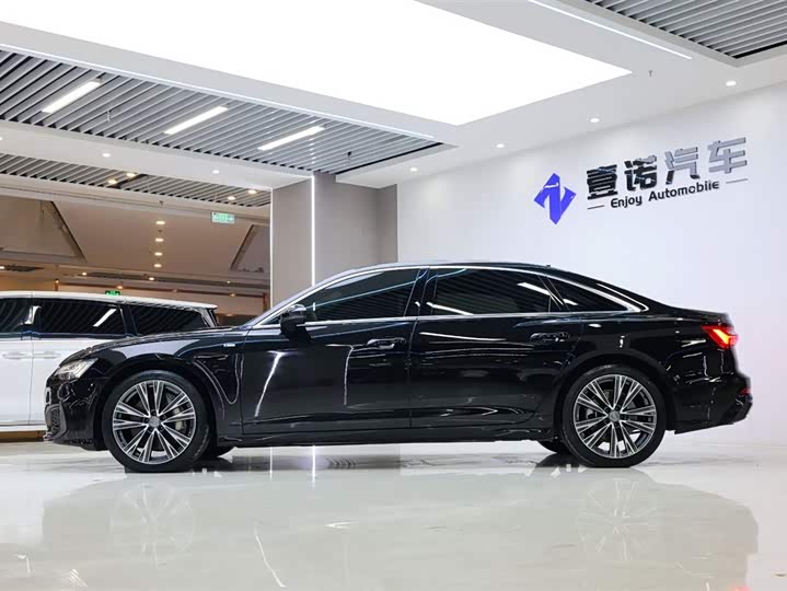 Фото 3 - Audi A6L