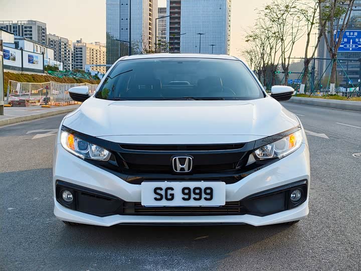 Фото 2 - Honda Civic