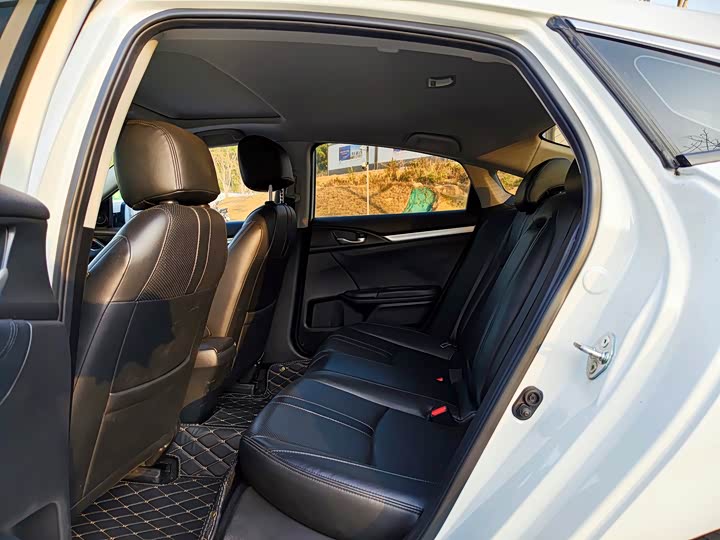 Фото 6 - Honda Civic