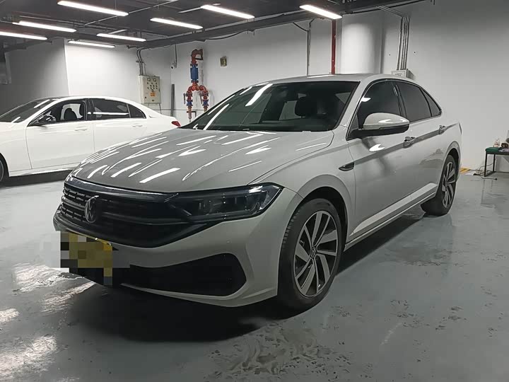 Фото 2 - Volkswagen Sagitar L