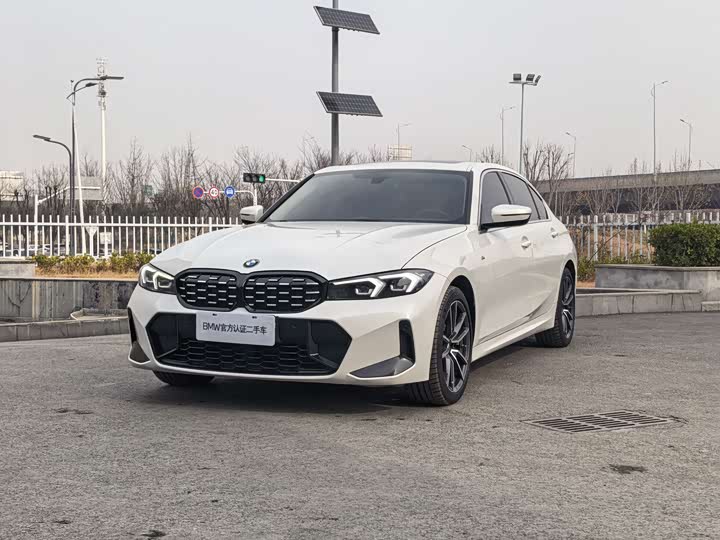 Фото 1 - BMW 3 Series