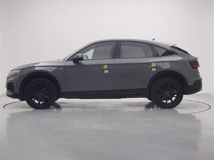 Фото 5 - Audi Q5L Sportback