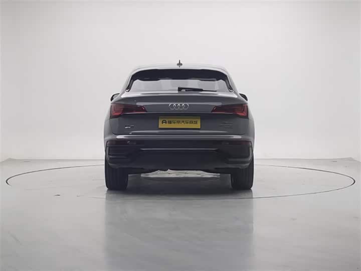 Фото 7 - Audi Q5L Sportback