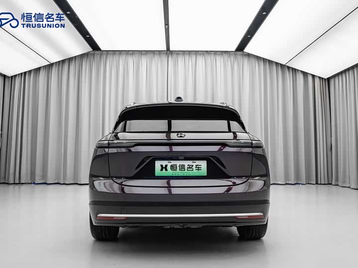 Фото 5 - Nio ES6